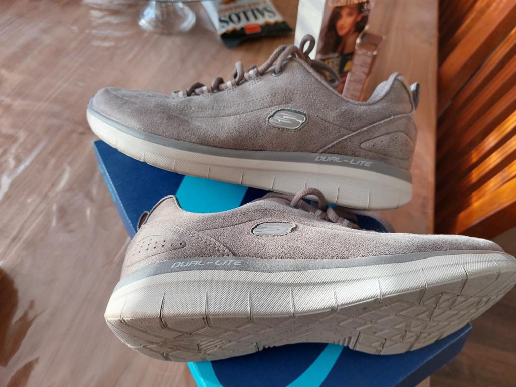 Skechers DUAL-LITE sneakers maat 39, Skechers, Beige, Ophalen of Verzenden, Sneakers of Gympen