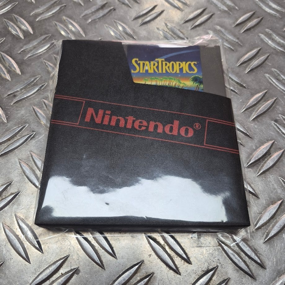 StarTropics (Dui) voor de NES NIEUW in verpakking, Spelcomputers en Games, Games | Nintendo NES, Nieuw, Avontuur en Actie, 1 speler