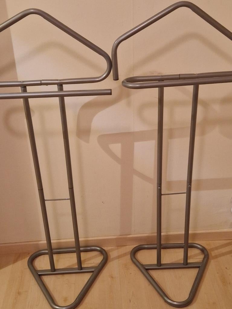 Te koop:2 kledingrekken, Ophalen