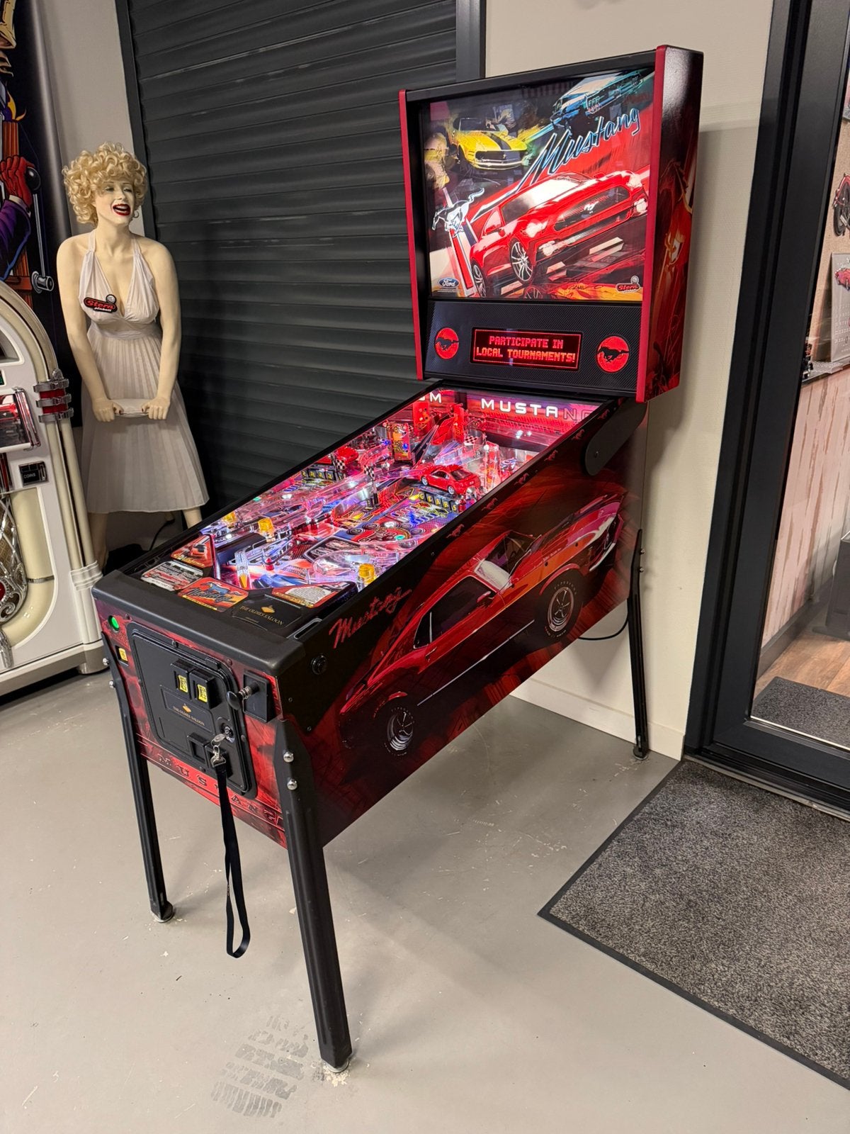 Prachtige flipperkast Stern Ford Mustang 50 Years Pinball, Verzamelen, Ophalen, Stern, Zo goed als nieuw, Dot-matrix
