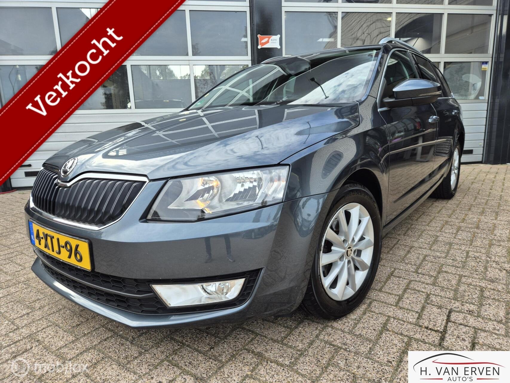 Skoda Octavia Combi LEDER 2E EIGENAAR DEALERONDERHOUDEN NAP, Auto's, Voorwielaandrijving, 4 cilinders, 620 kg, Handgeschakeld