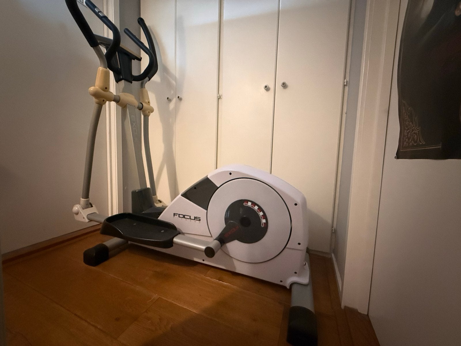 Focus Fitness Fox 3 Crosstrainer - weinig gebruikt, Ophalen, Armen, Zo goed als nieuw, Crosstrainer