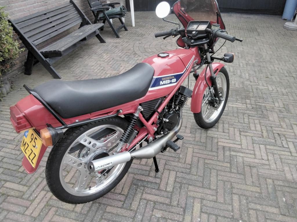 Tekoop totaal gerestaureerde en gereviseerde honda mb8, Fietsen en Brommers, Ophalen of Verzenden, Overige modellen