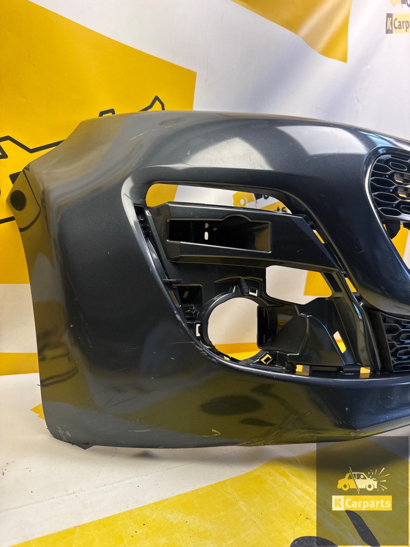 Peugeot 107 Facelift Voorbumper 53111-0H050 Origineel bumper, Auto-onderdelen, Taurusavenue 1
2132 LS  Hoofddorp, NL, Gebruikt