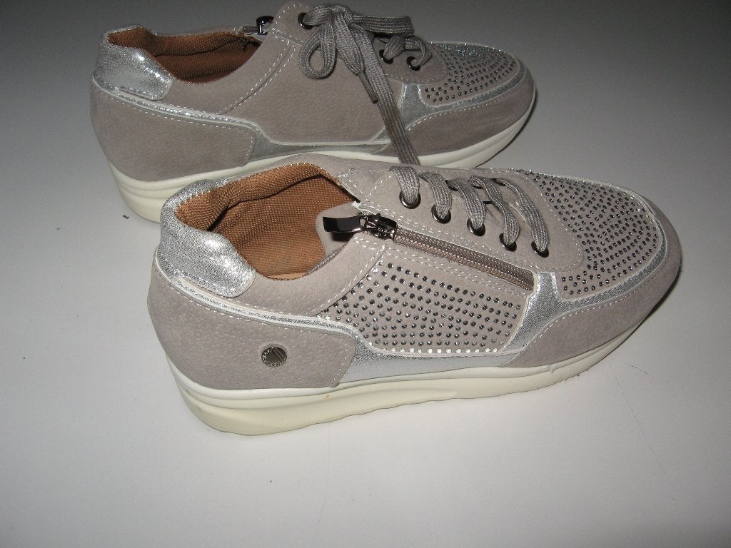 Dames wandel schoenen sneakers North Star m 39 nieuw €10,00, Ophalen of Verzenden, Zo goed als nieuw, Grijs, Sneakers of Gympen