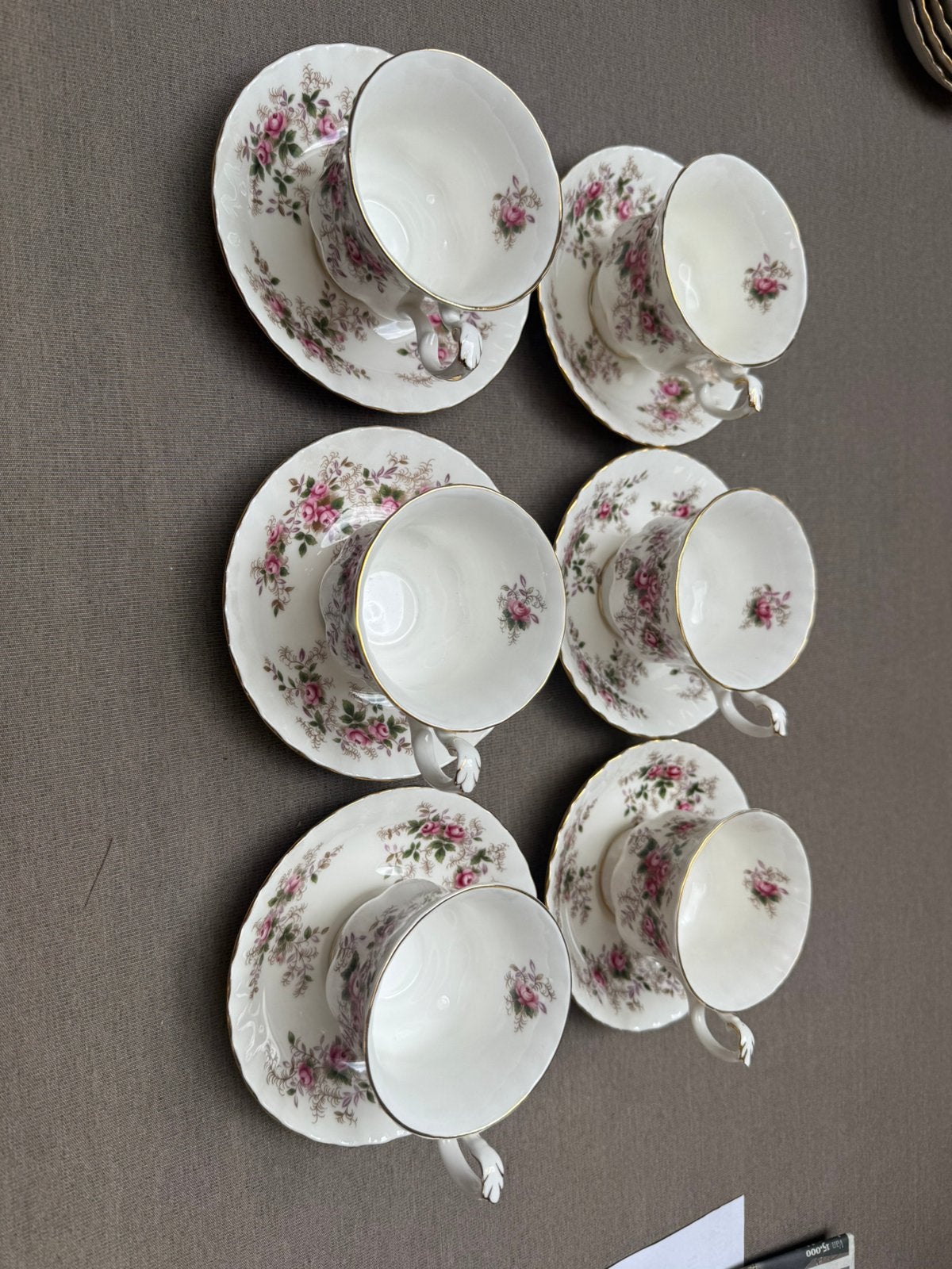 Royal Albert Lavemder Rose heren kop en schotels  aanbieding, Ophalen of Verzenden
