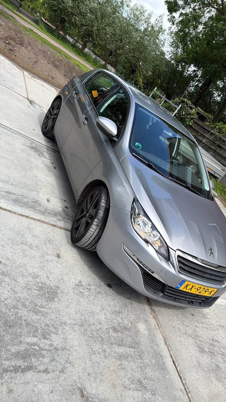 Peugeot 308 1.2E-THP 81/110 5-D 2016 Grijs, Voorwielaandrijving, 1199 cc, 1055 kg, 49 €/maand