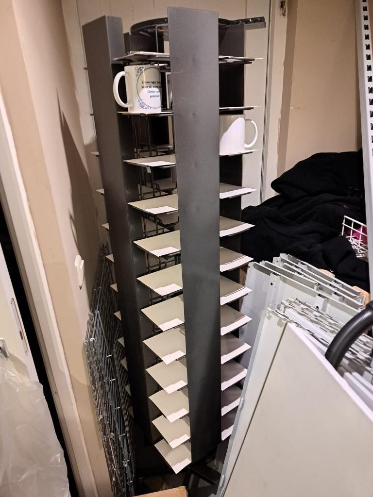 Mokkenmolen voor 48 mokken, Ophalen, Gebruikt, ., .