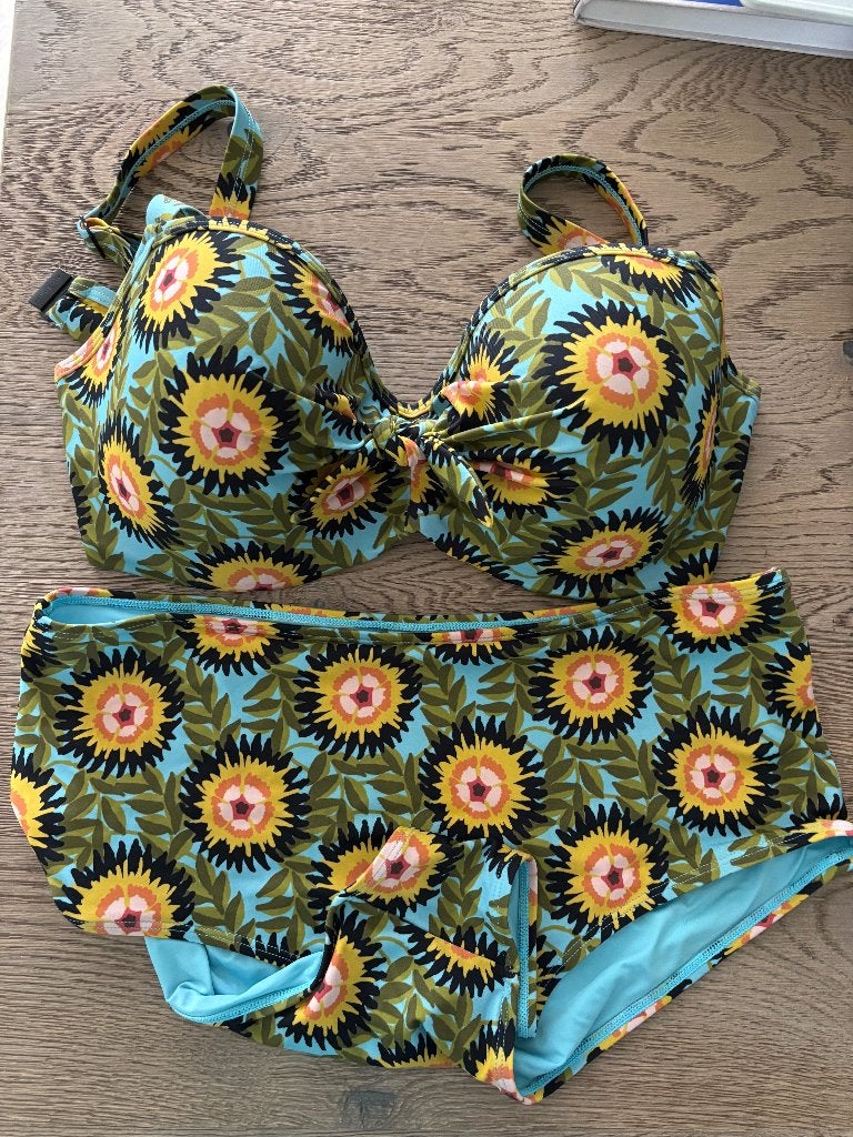 Marlies Dekker bikini, Kleding | Dames, Badmode en Zwemkleding, Marlies Dekkers, Paars, Ophalen of Verzenden, Zo goed als nieuw