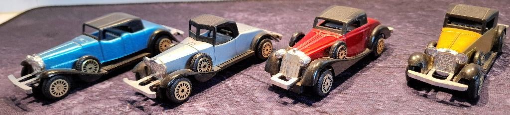Set of 4 Vintage 1980 Cadillacs, Verzenden, Gebruikt, Auto