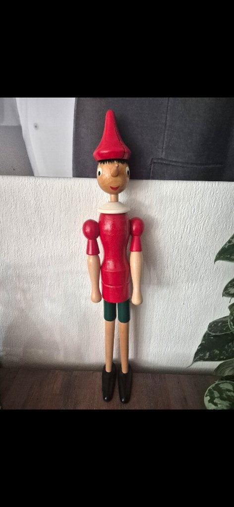Houten pinokkio, Ophalen, Gebruikt