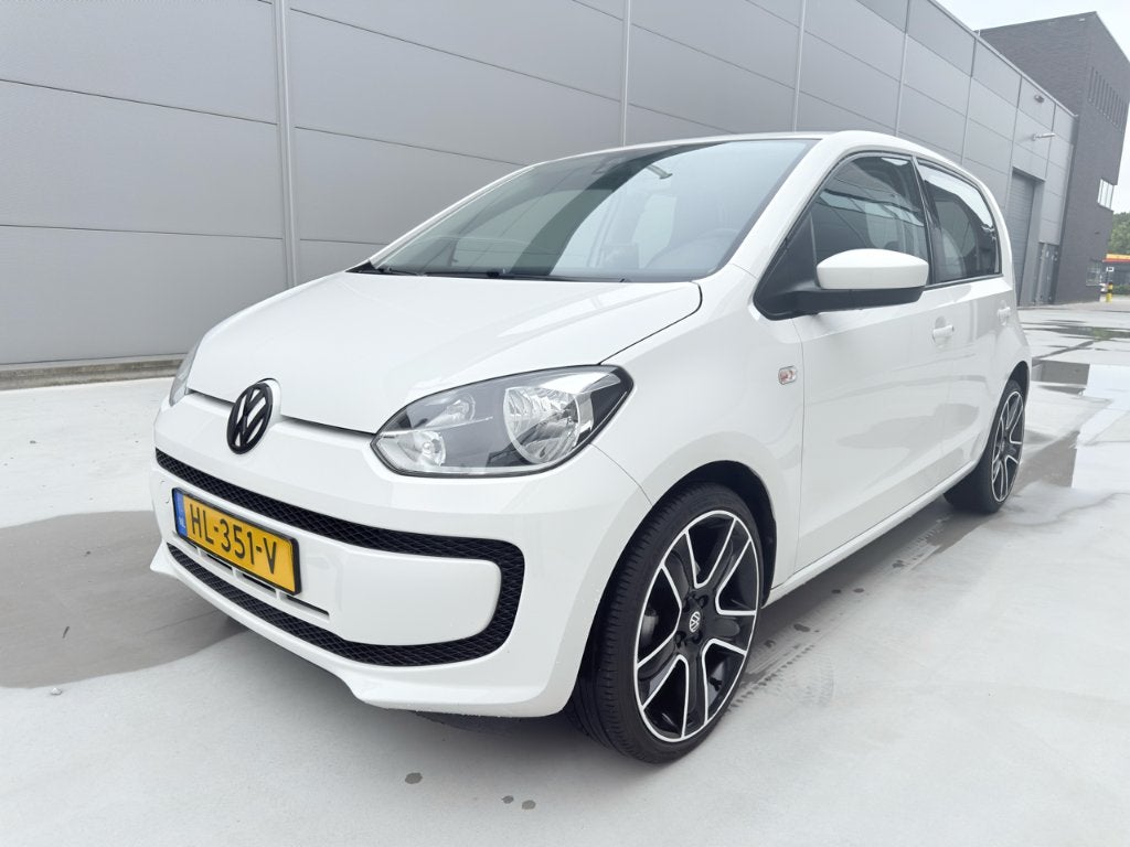 Volkswagen up! 1.0 44KW/60PK 5-DRS 2015 Wit, Auto's, Voorwielaandrijving, Stof, 840 kg, 4 stoelen