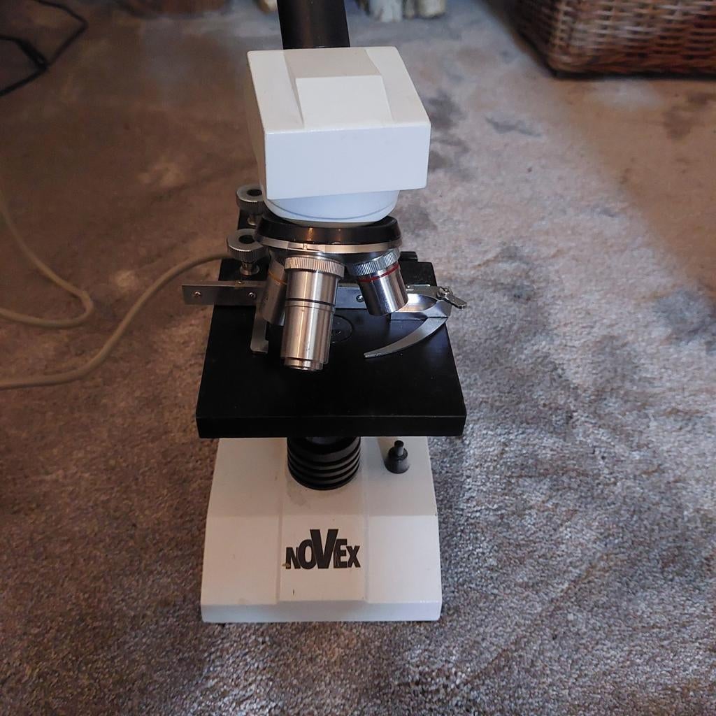 Novex Microscoop WF10X met opberghoes ook geschikt voor koi, Audio, Tv en Foto, Optische apparatuur | Microscopen, Ophalen of Verzenden
