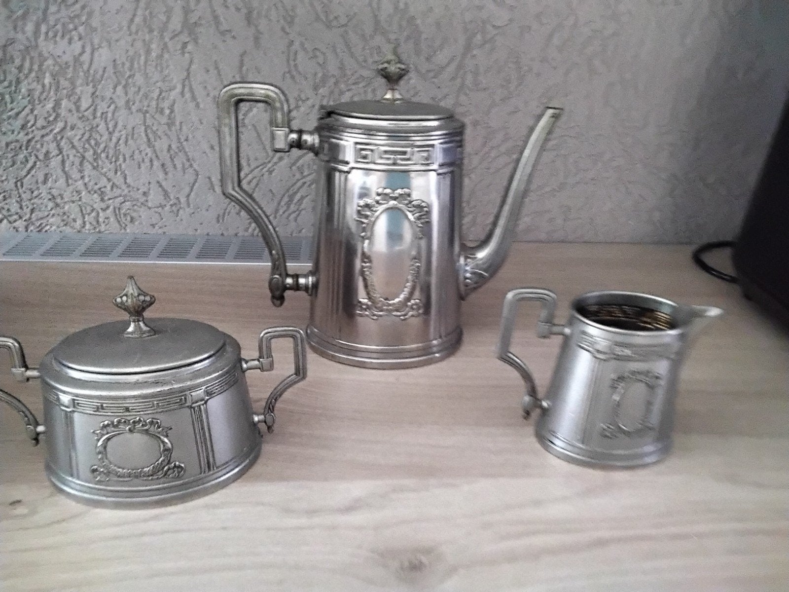 Antieke verzilverde theeset - koffiepot, suikerpot, melkkan, Ophalen