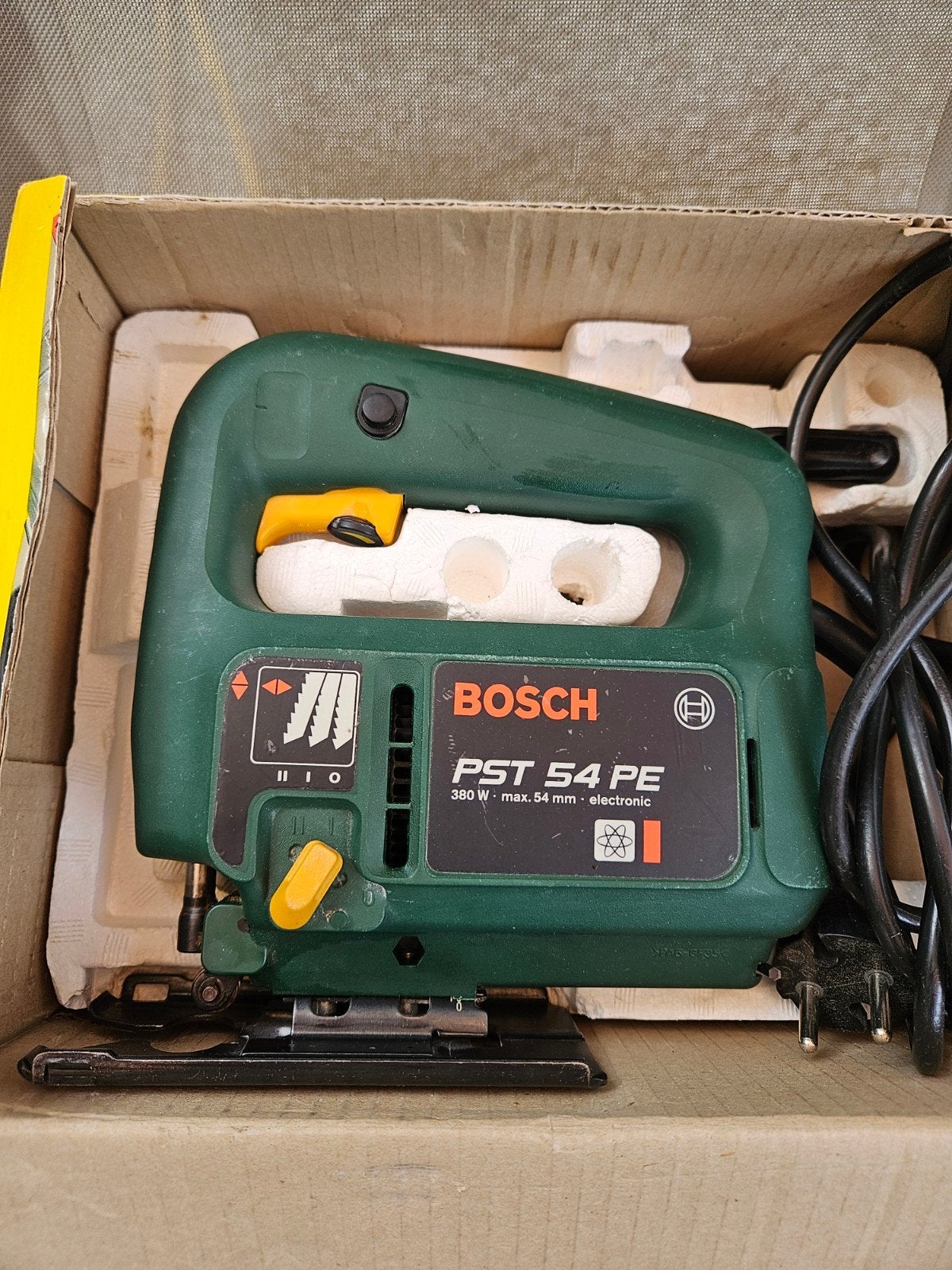 Bosch decoupeerzaag pst 54pe, Doe-het-zelf en Verbouw, Gereedschap | Zaagmachines, Decoupeerzaag, Ophalen of Verzenden, Zo goed als nieuw