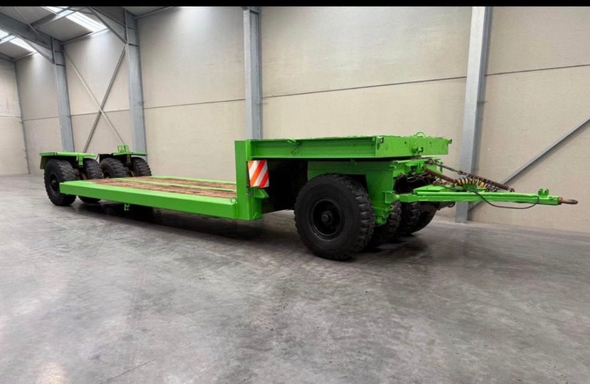 Gezocht: Onderstel voor carnaval carnavalswagen dieplader, Ophalen, Gebruikt