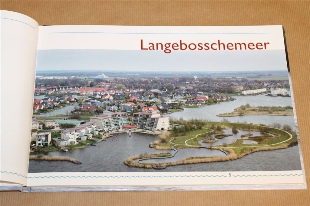Toervaart langs het Kleinste Dorp van Nederland — Veendam, Boeken, Geschiedenis | Stad en Regio, Ophalen of Verzenden, Gelezen