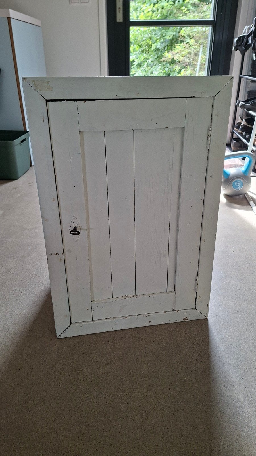 Vintage houten kastje met slot en sleutel, Ophalen