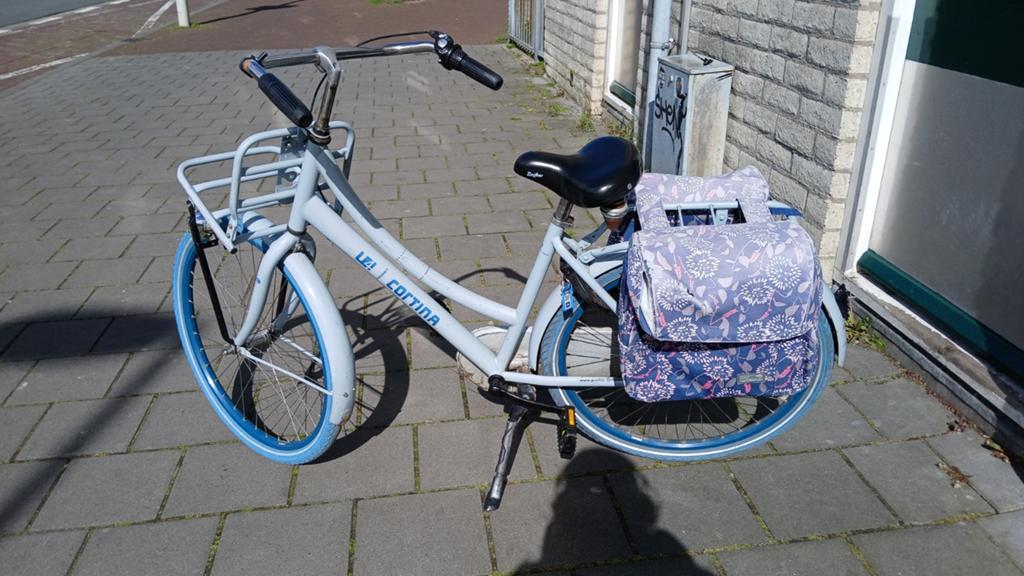 Blauwe U4 Cortina Meisjesfiets 26 inch met fietstas, 47 tot 50 cm, Ophalen, Gebruikt, Overige merken