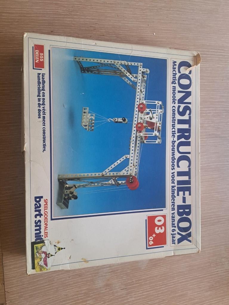 Constructie box, Ophalen