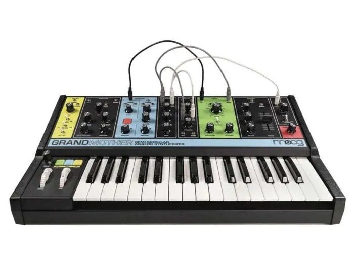 Moog Grandmother  met stofkap, Overige aantallen, Zo goed als nieuw, Met midi-aansluiting, Ophalen