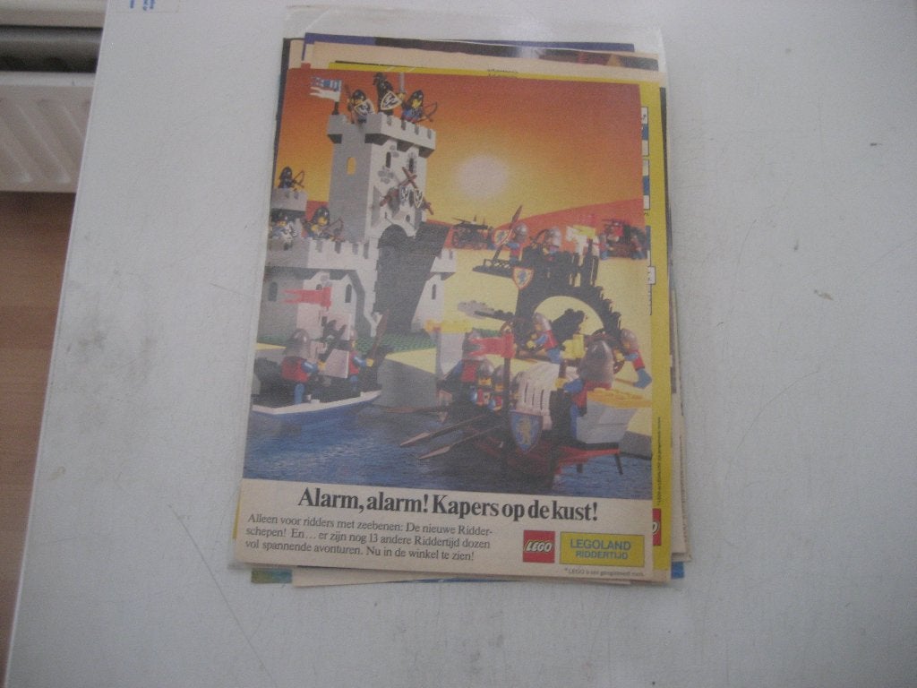 partij lego castle ,ruimtevaart technic reclame knipsels, Ophalen of Verzenden, 1960 tot 1980, Nederland, Knipsel(s)