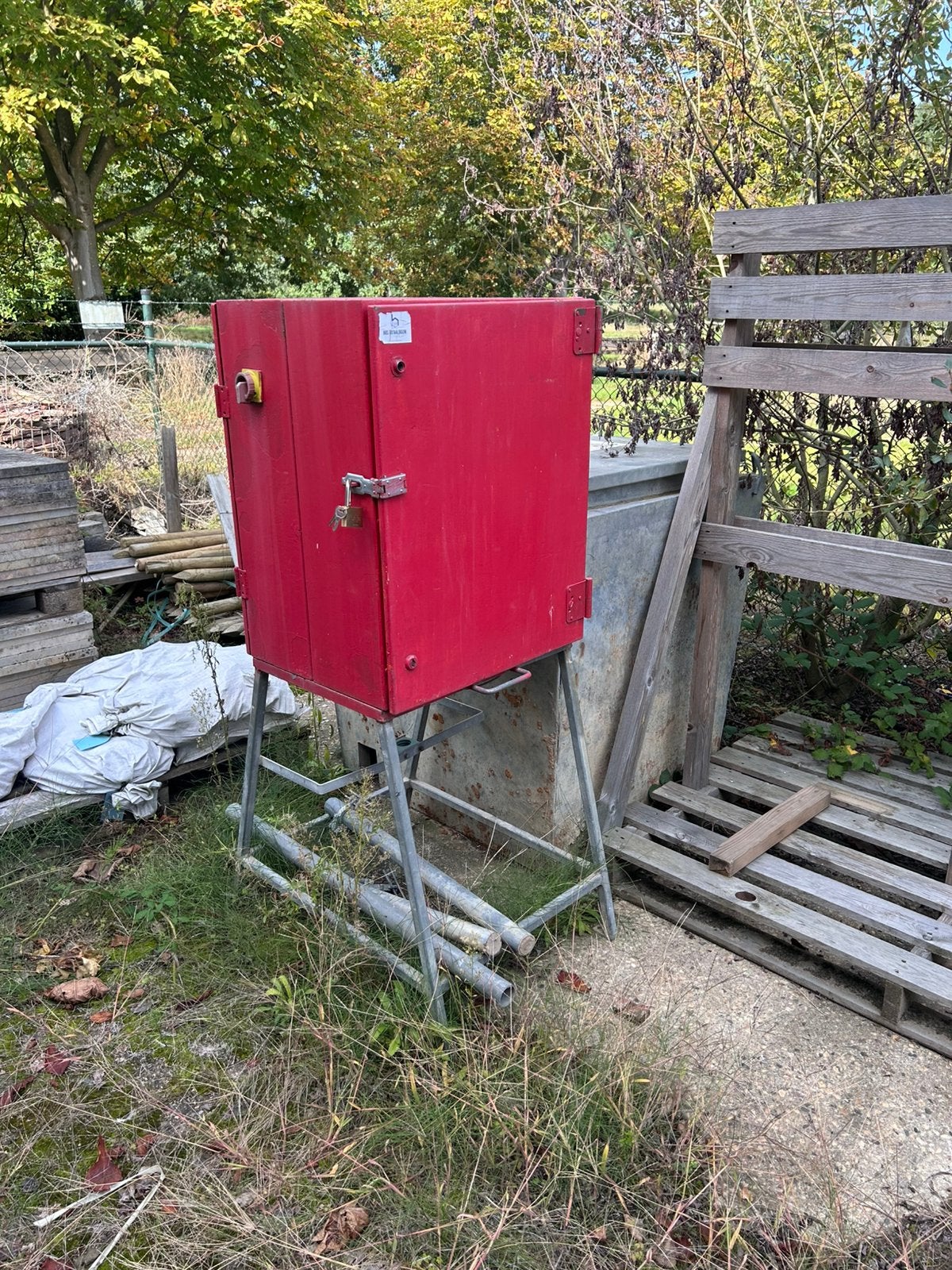 Bouwstroomkast en waterput, Ophalen, Gebruikt