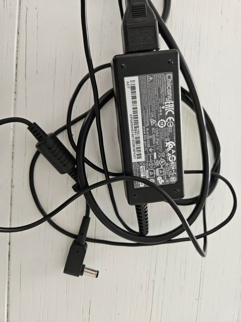 Chicony laptop oplader 19V 2.37A, Computers en Software, Laptop-opladers, Ophalen of Verzenden