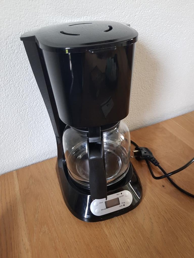 QUIGG Filter Koffiezetapparaat met timer, Witgoed en Apparatuur, Koffiezetapparaten, Ophalen, Gebruikt, Koffiemachine, Gemalen koffie
