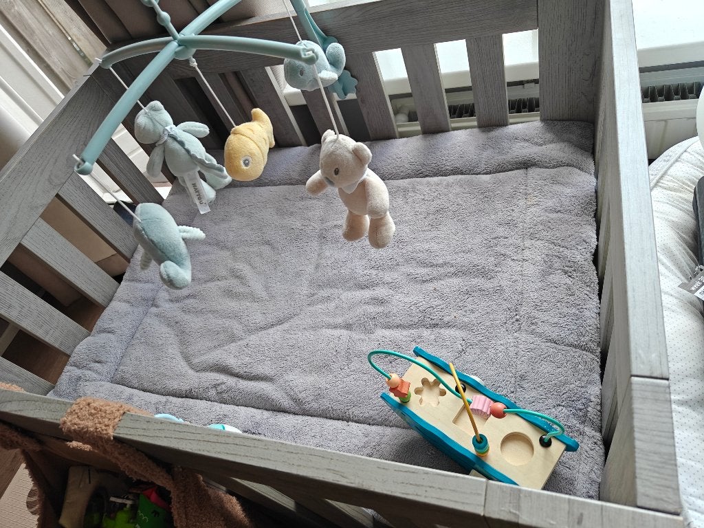 Babybox met matras en kleed., Ophalen, Gebruikt, Boxkleed