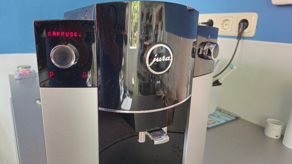 Jura D6, Ophalen, Gebruikt, Espresso apparaat, 2 tot 4 kopjes