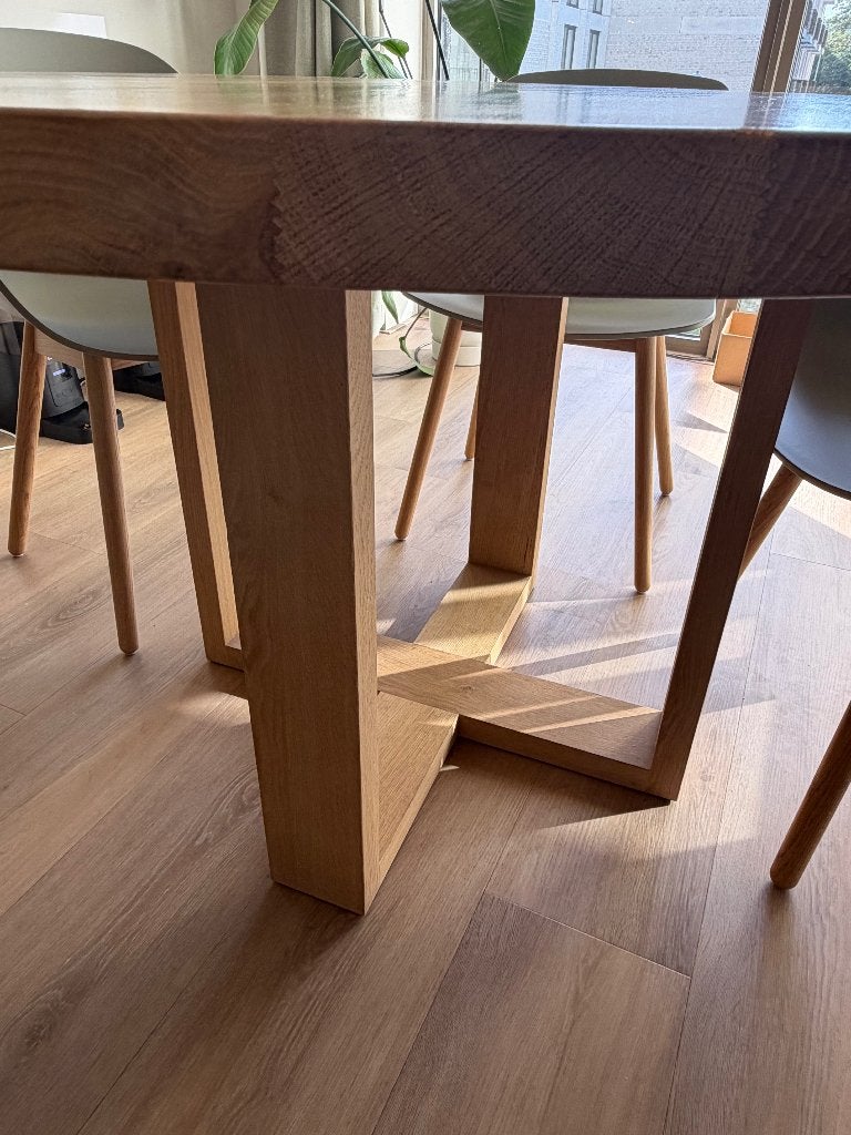 Foto 6 van eettafel massief eikenhout