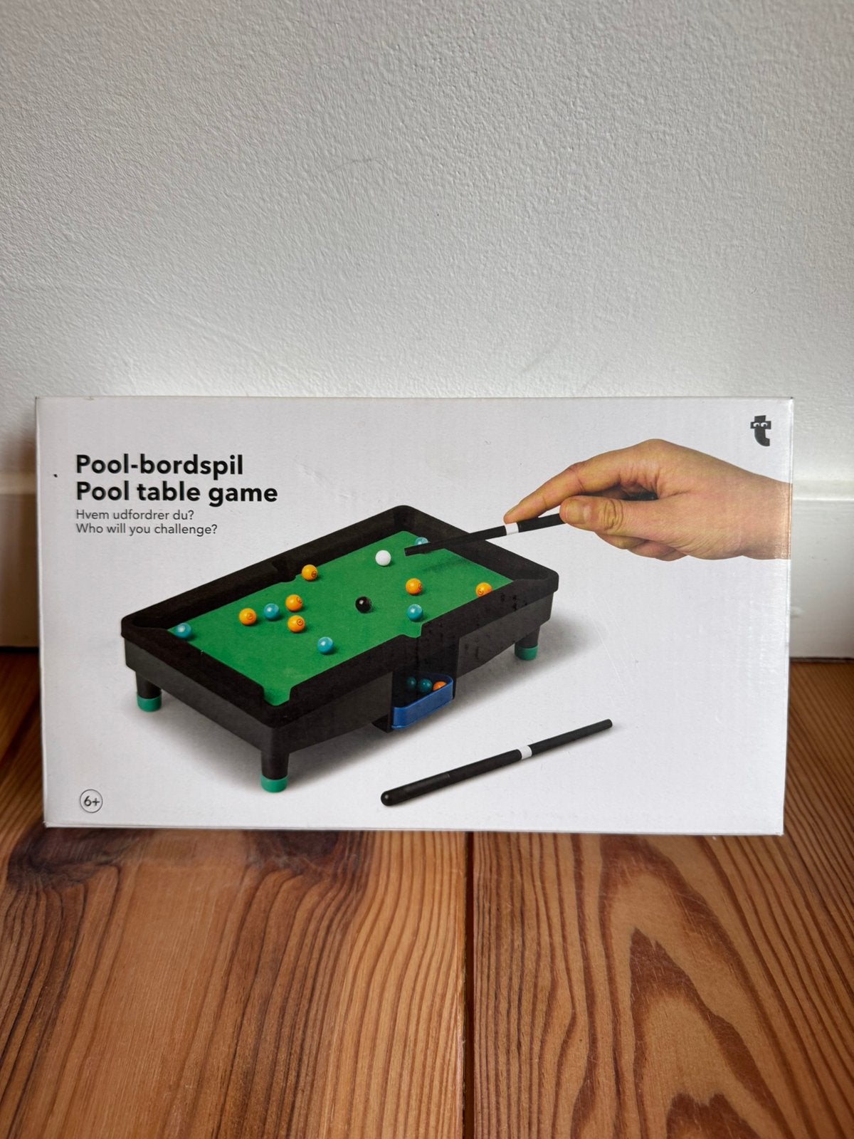 Micro pooltafel / biljartspel – compleet in doos, Ophalen of Verzenden, Zo goed als nieuw