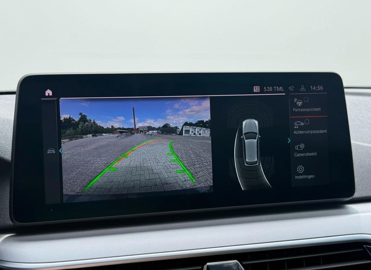Foto 15 van BMW 5-serie Touring 520i High Executive