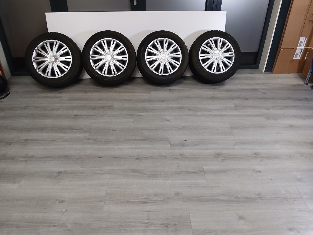 Winter Wielenset Peugeot 5008/ Peugeot 3008 16INCH staal!!, Auto-onderdelen, Banden en Velgen, Ophalen, 215 mm, 16 inch, Band(en)