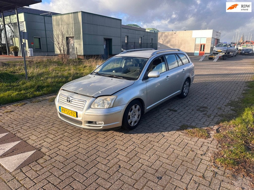 Toyota Avensis Wagon 2.0 VVTi Linea Sol Clima.Dynamo Defect, Auto's, Toyota, Voorwielaandrijving, 4 cilinders, Origineel Nederlands