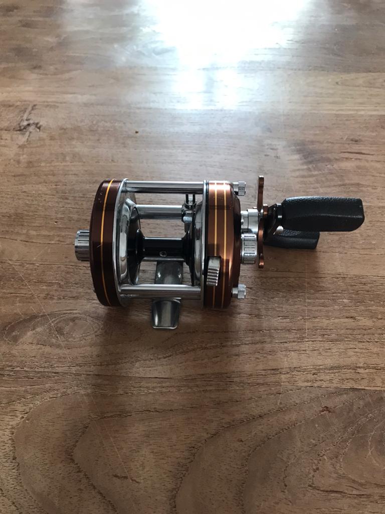 daiwa millionaire 5hs zie foto’s en omschrijving, Ophalen of Verzenden, Zo goed als nieuw, Molen