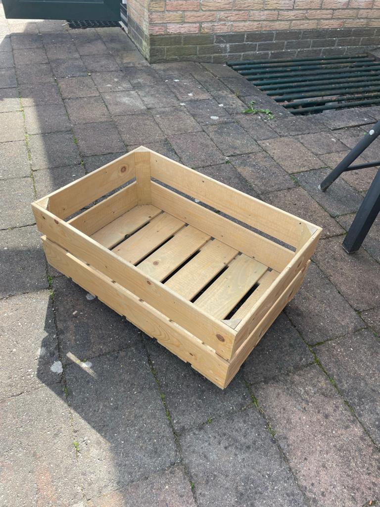 Houten krat met wielen - Handig en verplaatsbaar, Ophalen, Gebruikt, 50 tot 75 cm, Minder dan 35 cm