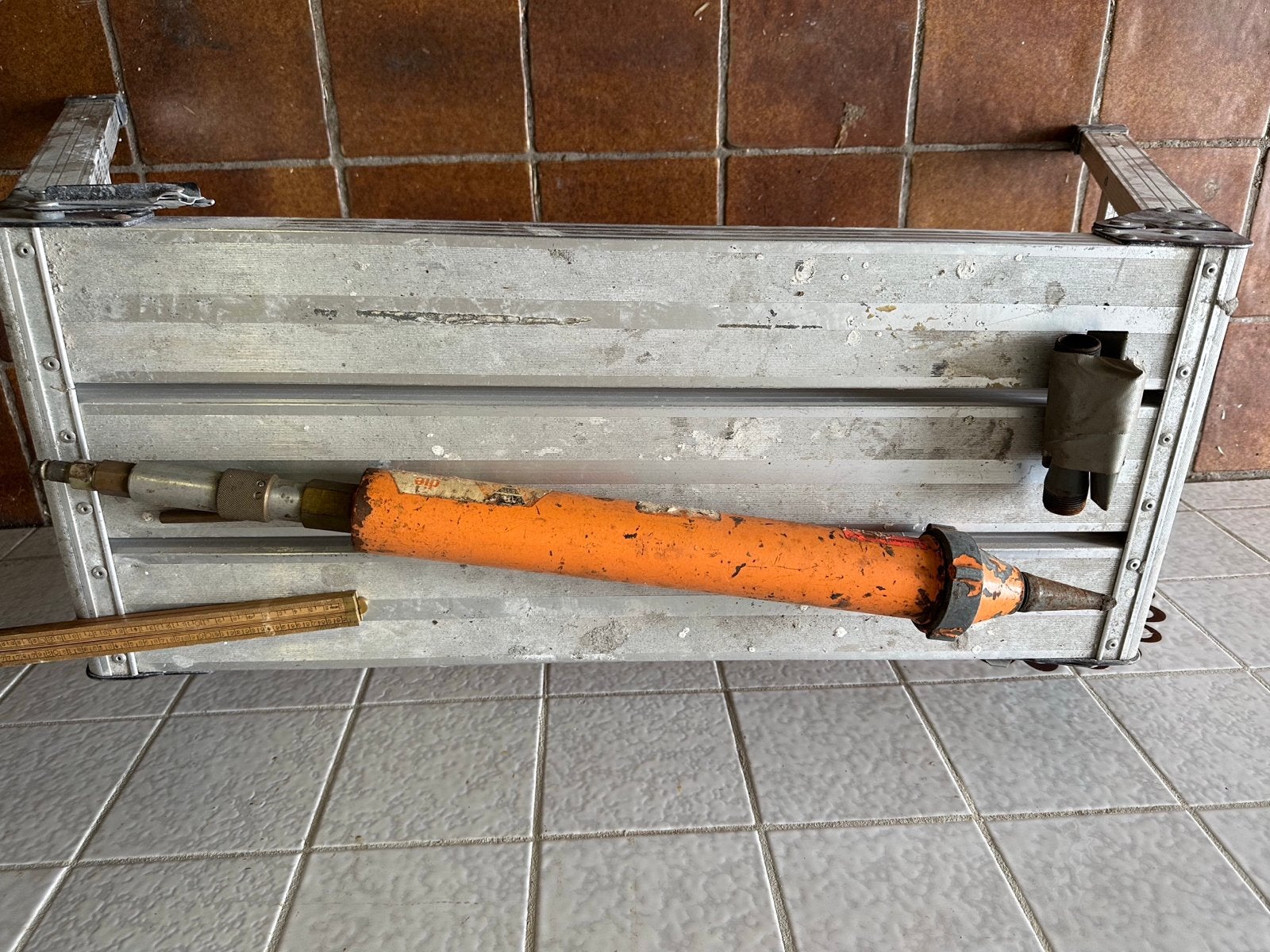 Kitspuit, handgereedschap, Doe-het-zelf en Verbouw, Gereedschap | Handgereedschap, Ophalen, Gebruikt, Kitspuit, Overige merken