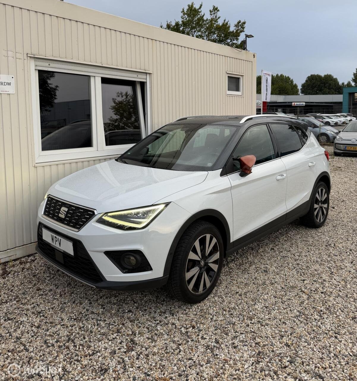 Seat Arona 1.0 TSI Xcellence Beats Led Virtual Camera Keyles, Auto's, Voorwielaandrijving, Gebruikt, 116 pk, Wit