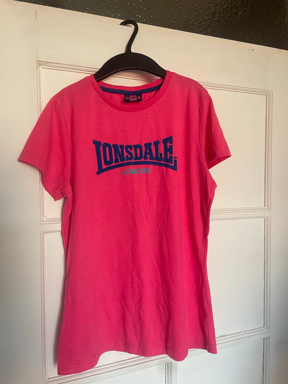 Lonsdale T-shirt roze maat 38 nieuw, Maat 38/40 (M), Nieuw, Ophalen of Verzenden, Korte mouw
