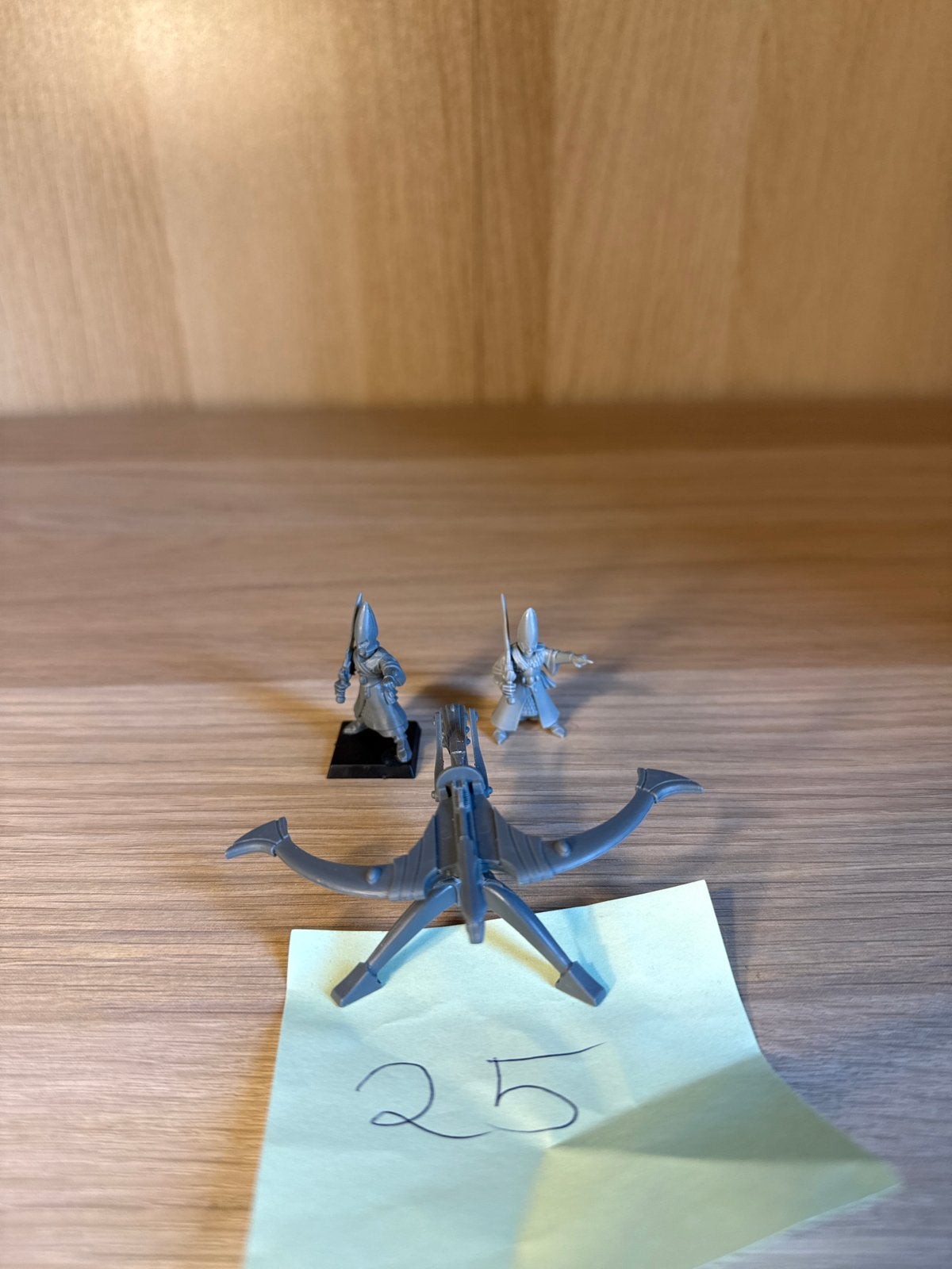 Warhammer Plastic Eagle Claw Bolt Thrower met Elven, Ophalen of Verzenden, Gebruikt, Warhammer, Figuurtje(s)