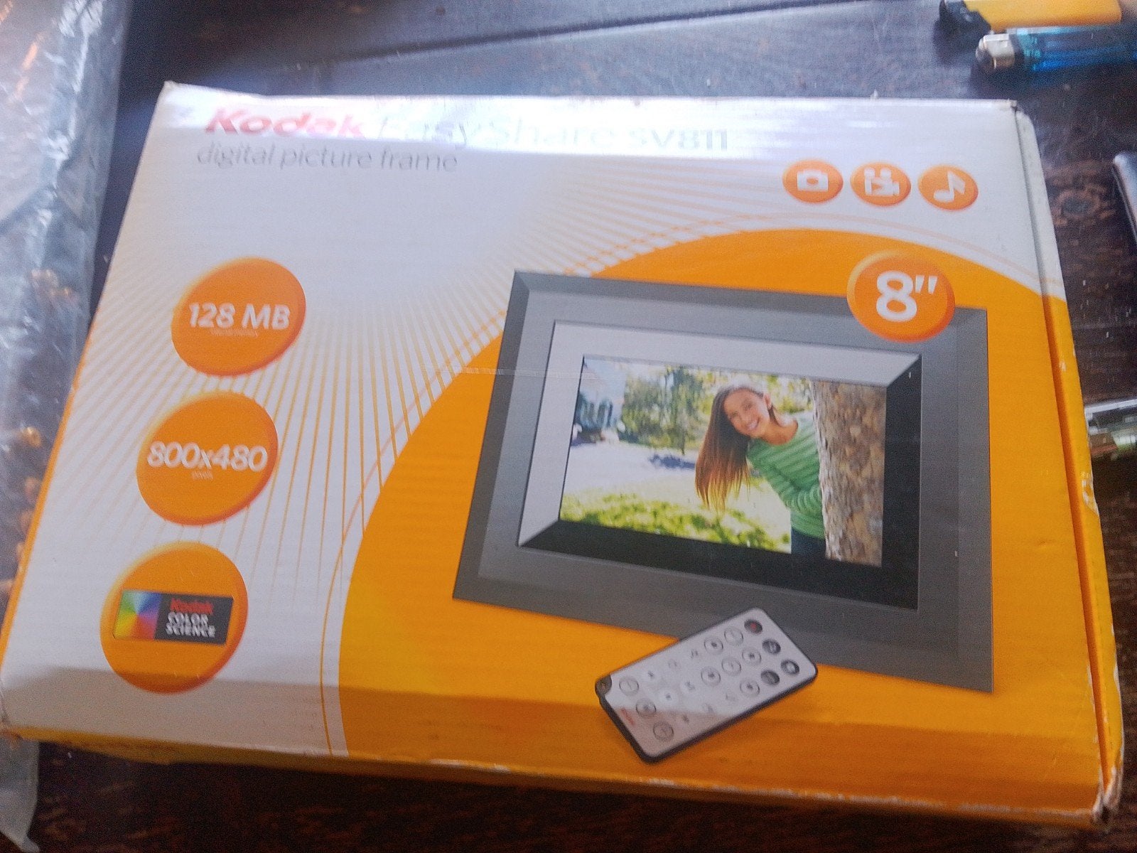 Kodak EasyShare SV811 Digitale Fotolijst 8 inch, Ophalen of Verzenden, Zo goed als nieuw, Minder dan 1 GB, 8 tot 12 inch