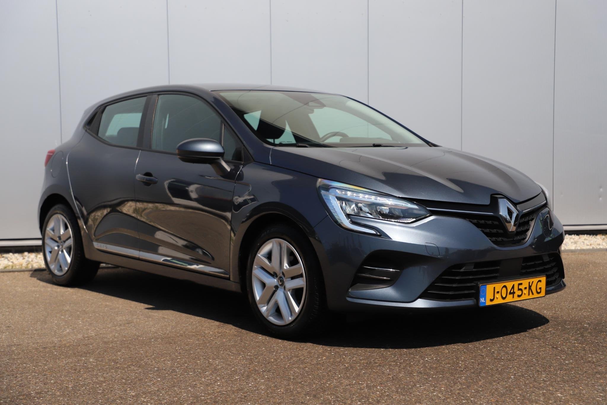 Renault Clio 1.0 TCe Zen 101PK Navigatie Carplay Android Air, Voorwielaandrijving, Gebruikt, Euro 6, 580 kg