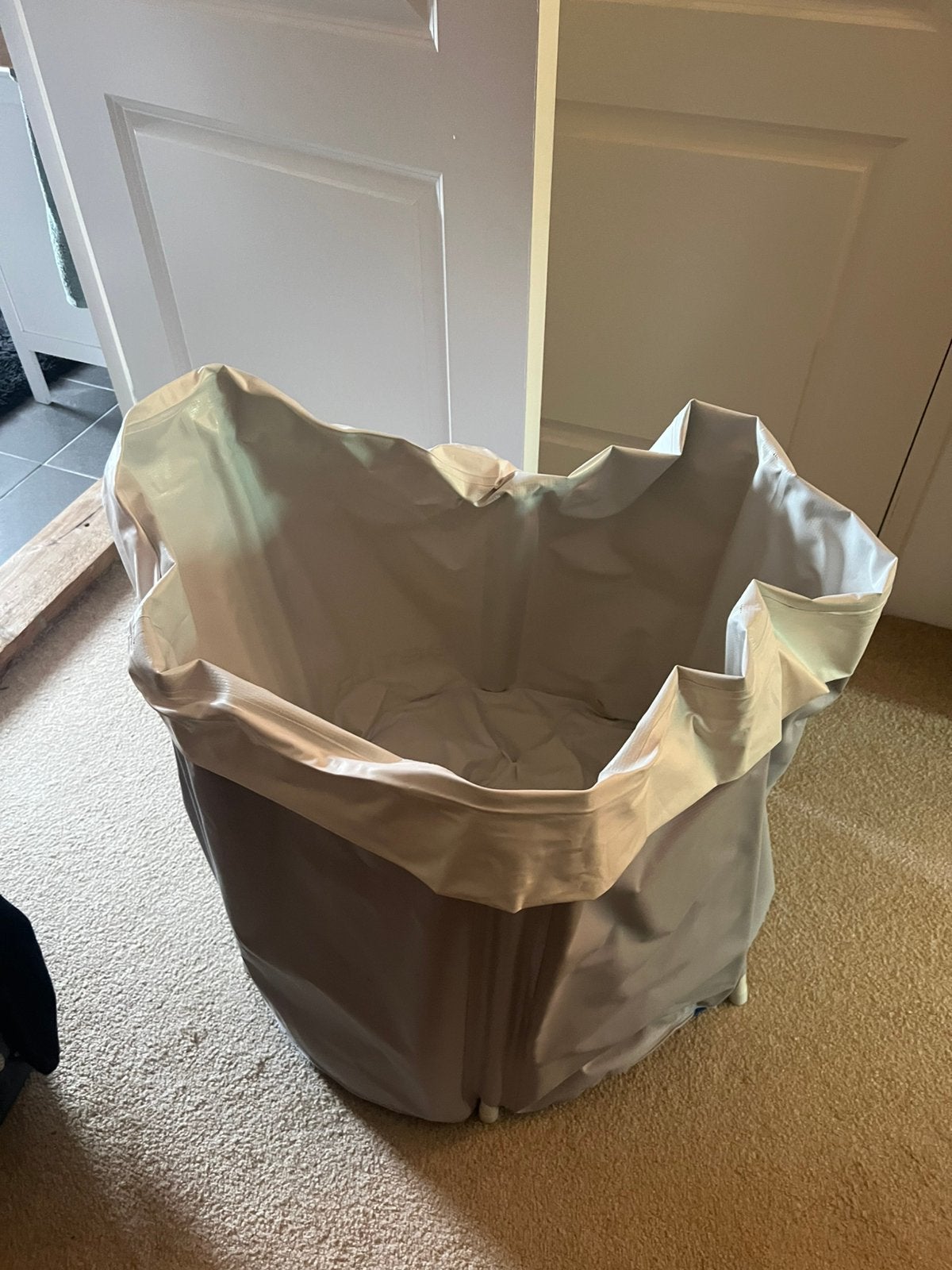 Opblaasbad / ijsbad, Ophalen, Gebruikt, Rond, Minder dan 200 cm