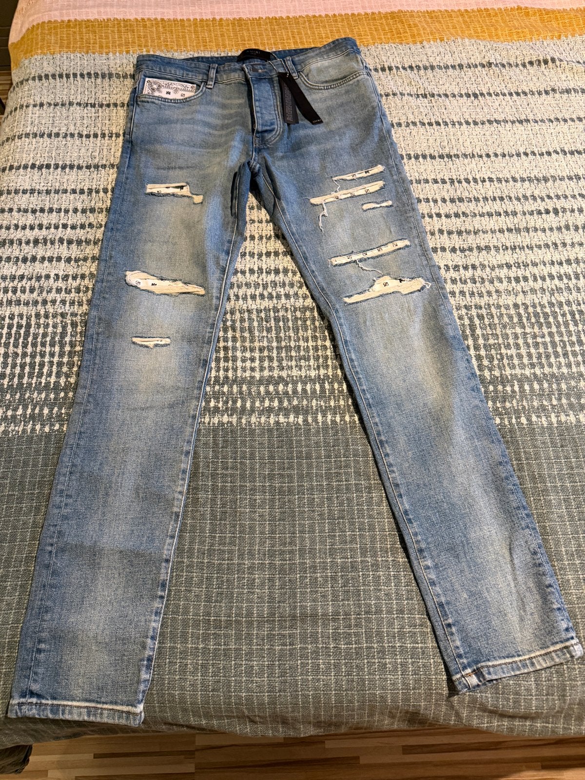 AMIRI Jeans Maat W33 - W34 nieuw, Kleding | Heren, Ophalen of Verzenden, Nieuw, Blauw, W33 - W34 (confectie 48/50)