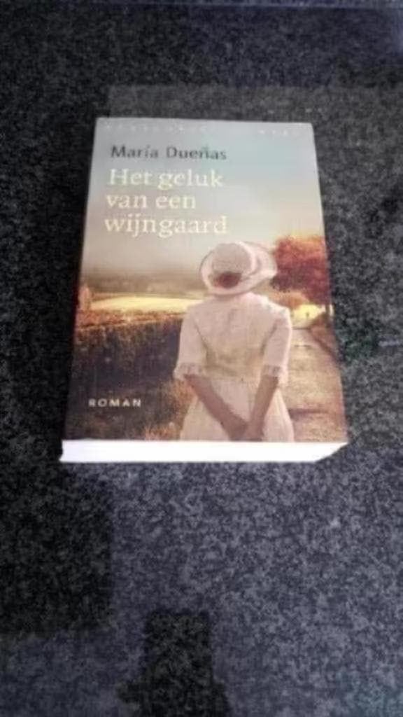 Het geluk van een wijngaard, Ophalen of Verzenden, Zo goed als nieuw