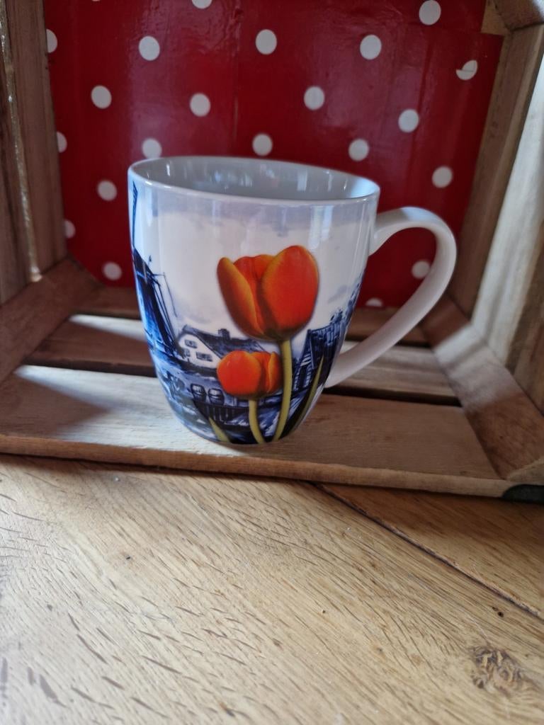 BEKER HOLLAND 🇳🇱🇳🇱🇳🇱🇳🇱 DESIGN, Nieuw, Ophalen of Verzenden, Overige stijlen, Kop(pen) en/of Schotel(s)