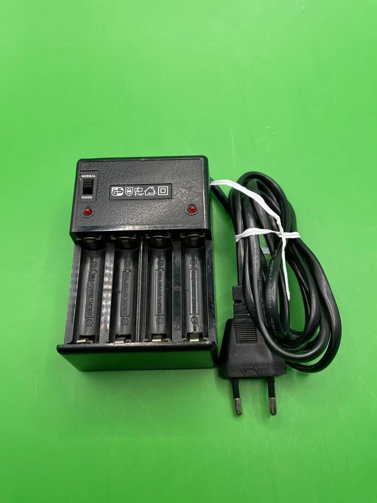 Oplader, Audio, Tv en Foto, Opladers, Ophalen of Verzenden, Zo goed als nieuw