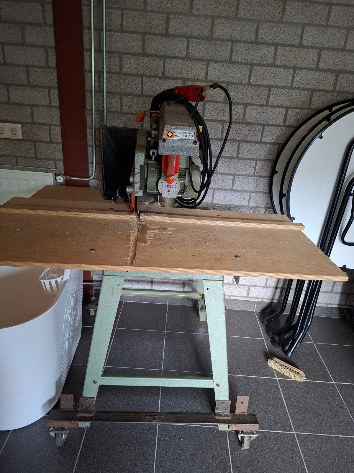 DeWalt Radiaalzaag Mod. 1370 op krachtstroom, Ophalen, Gebruikt, DeWalt, 70 mm of meer